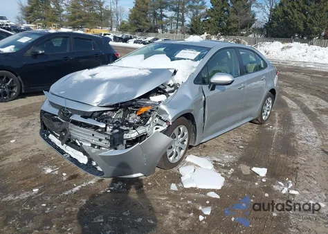 2022 Toyota Corolla Le z USA, uszkodzony, nr VIN JTDEPMAE0NJ223434